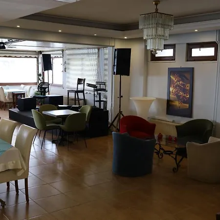 Demır Restaurant Hotel *