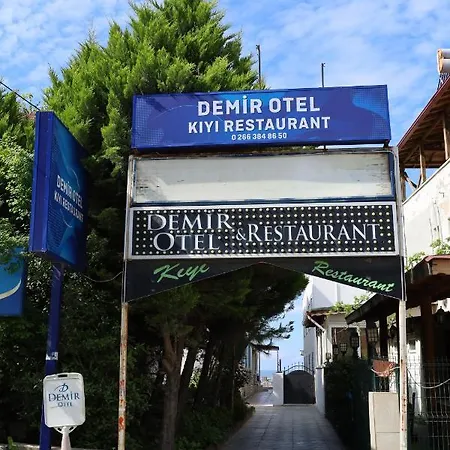 Demir Restaurant *