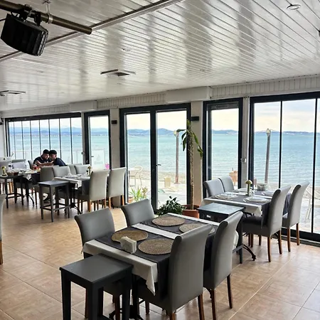Demir Restaurant Hotel
